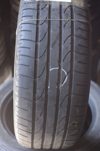 Bridgestone Dueler HP 235/55/R17 Лето Комплект